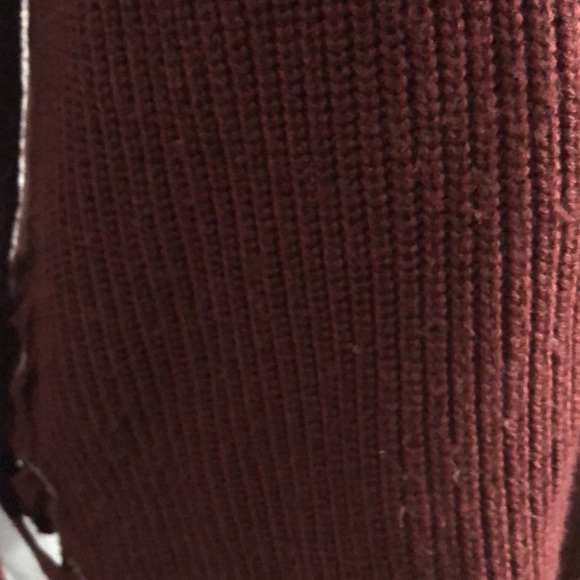 Cozy knitted burgundy Sweater laced up at hips Knitted sweater, long sleeve - Picture 7 of 11